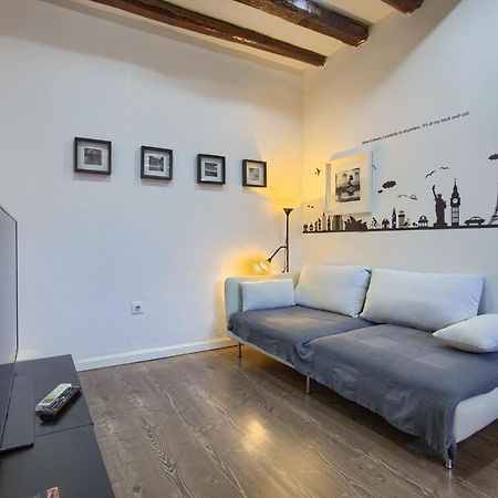 Ferienwohnung Charming Sol Attic Madrid Exterior foto